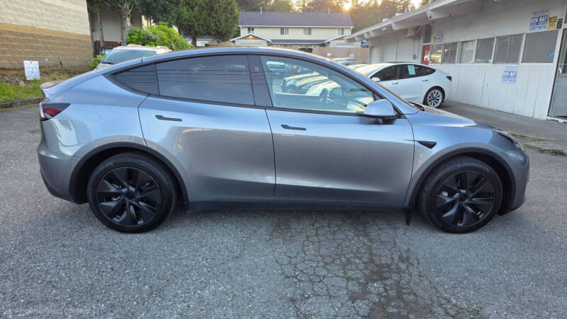 2024 Tesla Model Y Long Range