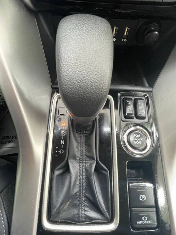 2025 Mitsubishi Eclipse Cross SE