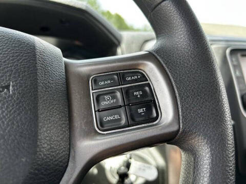 2024 RAM 1500 Classic SLT