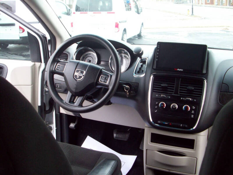 2015 Dodge Grand Caravan American Value Package