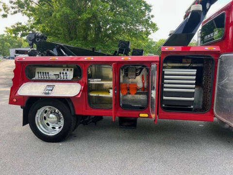 2008 Peterbilt 335