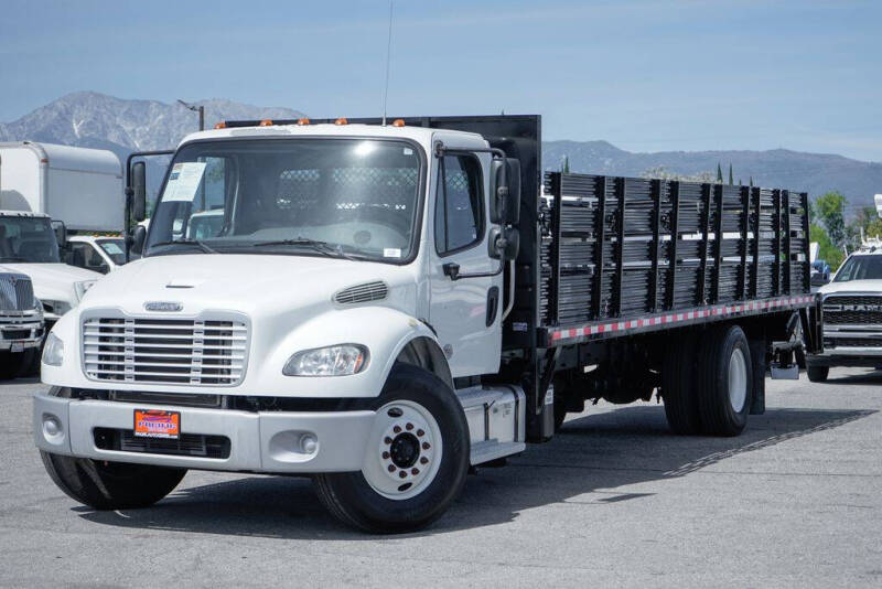 2019 Freightliner M2 106