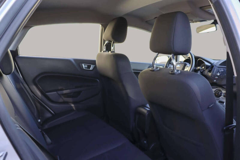 2016 Ford Fiesta SE