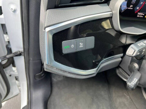 2023 Audi Q3 quattro S line Premium 45 TFSI