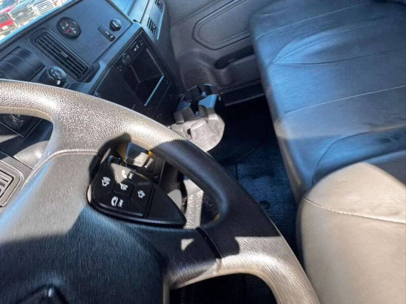 2020 International MV607