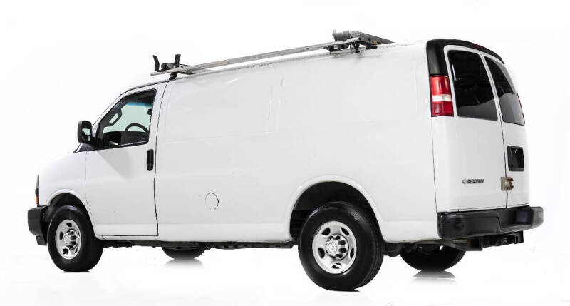 2018 Chevrolet Express 2500