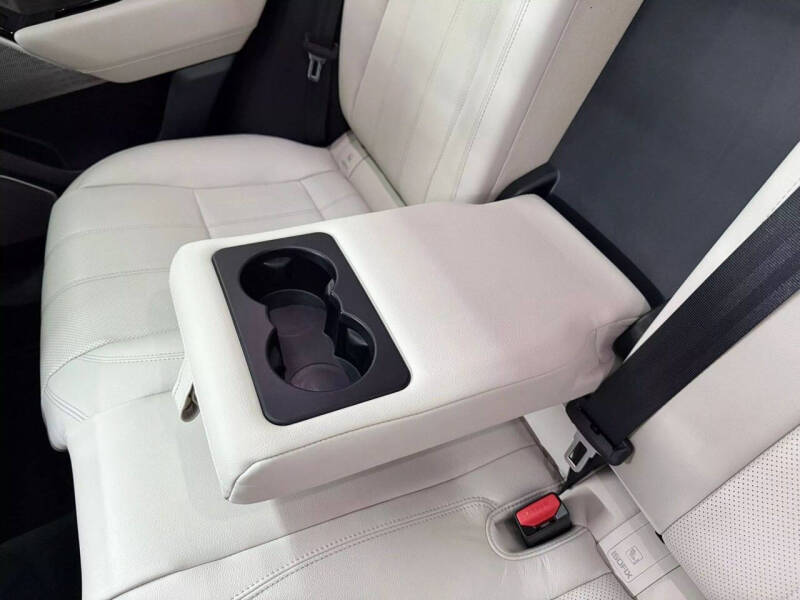 2018 Land Rover Range Rover Velar P380 R-Dynamic SE