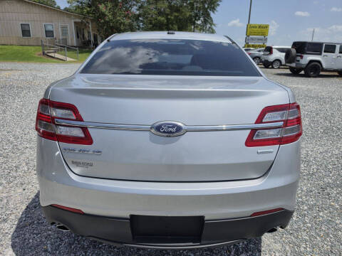 2016 Ford Taurus SE