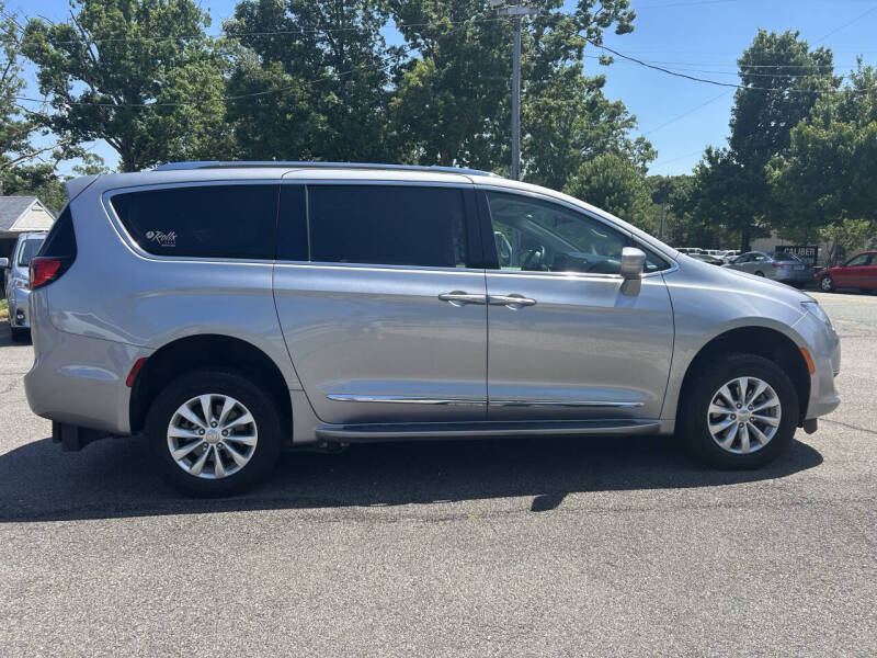 2019 Chrysler Pacifica Touring L