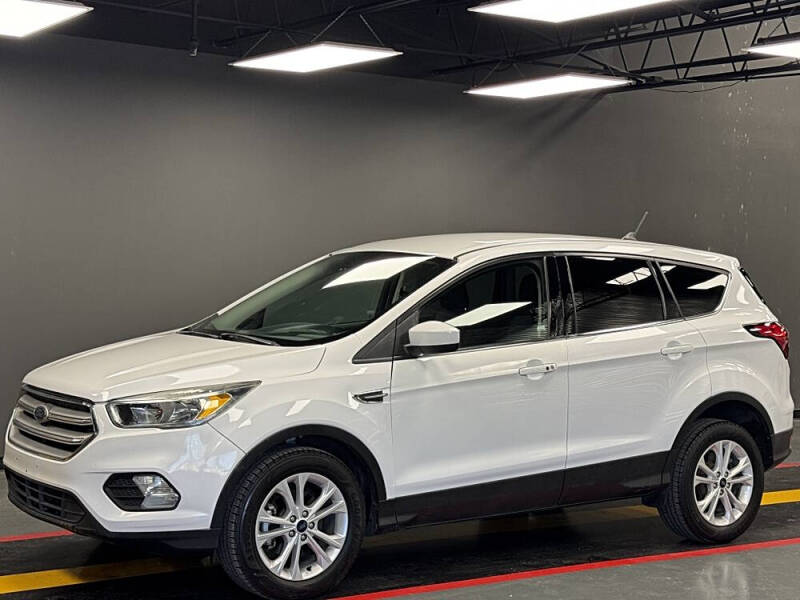 2019 Ford Escape SE's photo
