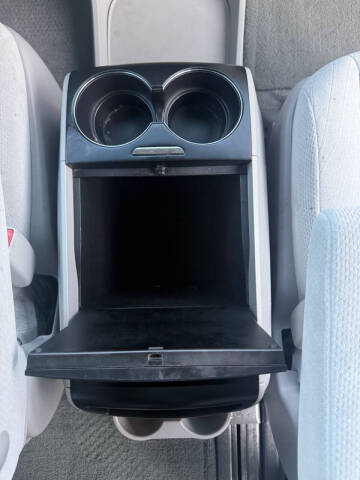 2017 Toyota Sienna LE 7-Passenger Auto Access Seat