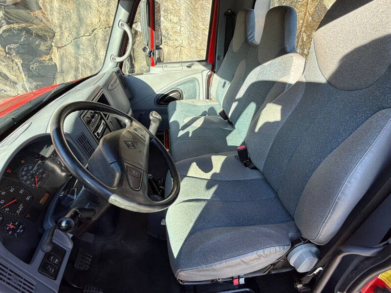 2003 International DuraStar 4300