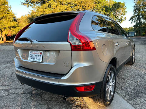 2013 Volvo XC60 T6 Premier Plus