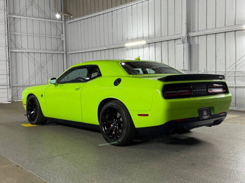 2015 Dodge Challenger SRT Hellcat