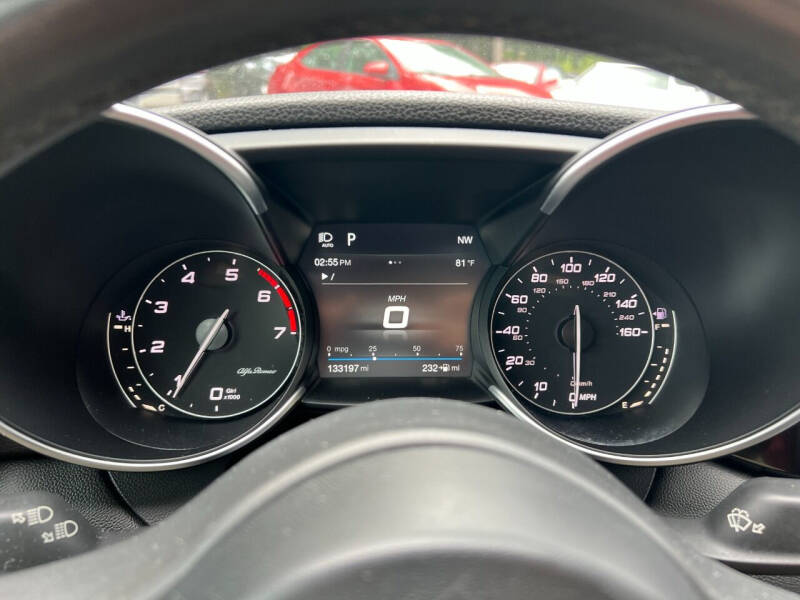 2017 Alfa Romeo Giulia Ti