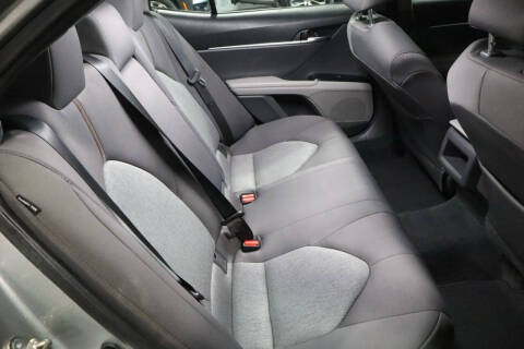 2020 Toyota Camry Hybrid LE