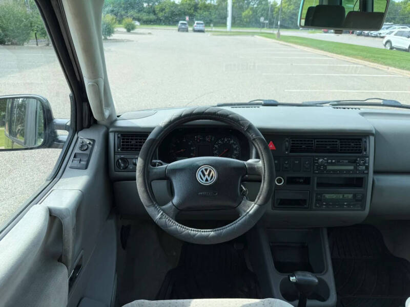 2003 Volkswagen EuroVan GLS