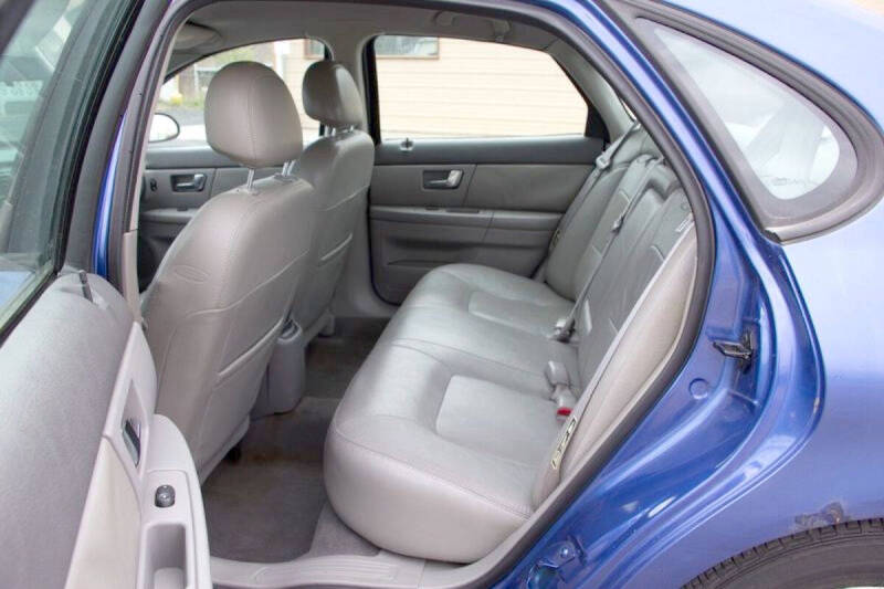 2002 Ford Taurus SES Deluxe