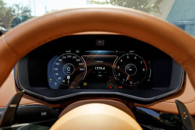 2025 Aston Martin DBX 707