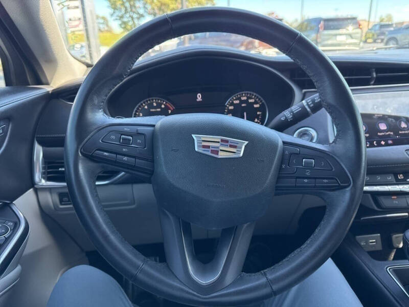 2019 Cadillac XT4 Luxury