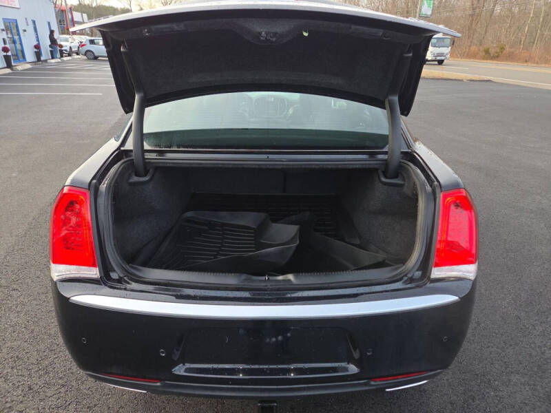 2015 Chrysler 300 C Platinum