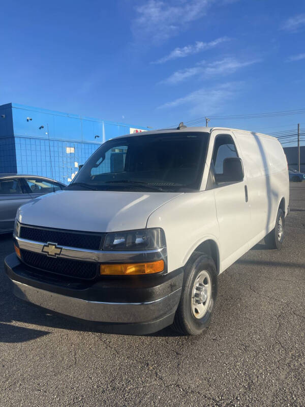 2017 Chevrolet Express 2500