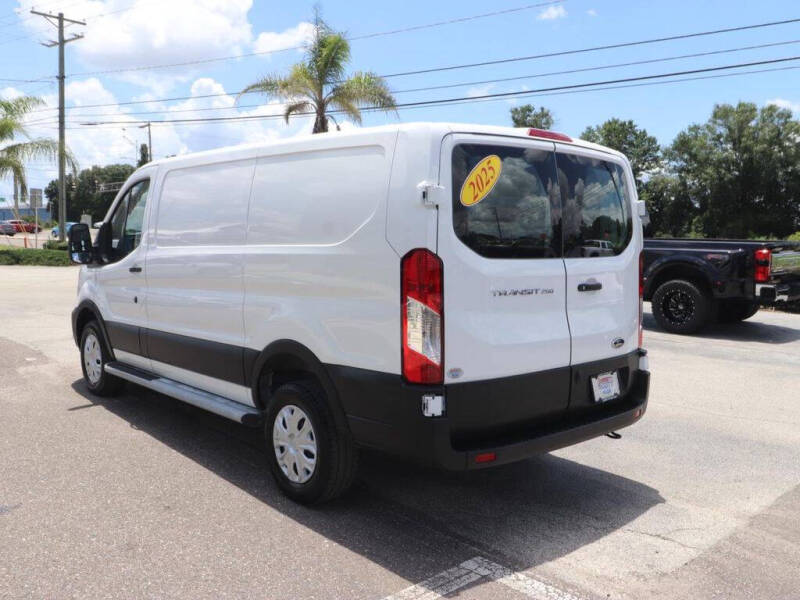 2025 Ford Transit
