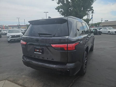 2024 Toyota Sequoia Platinum