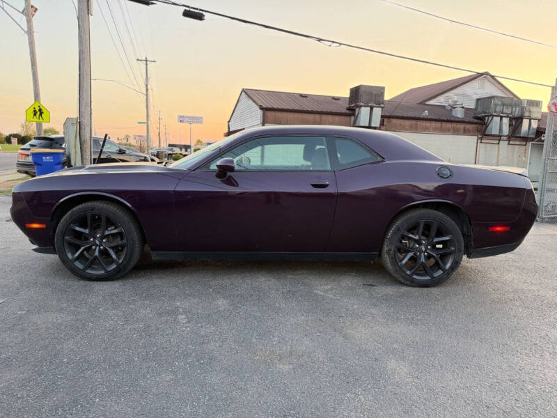 2021 Dodge Challenger SXT