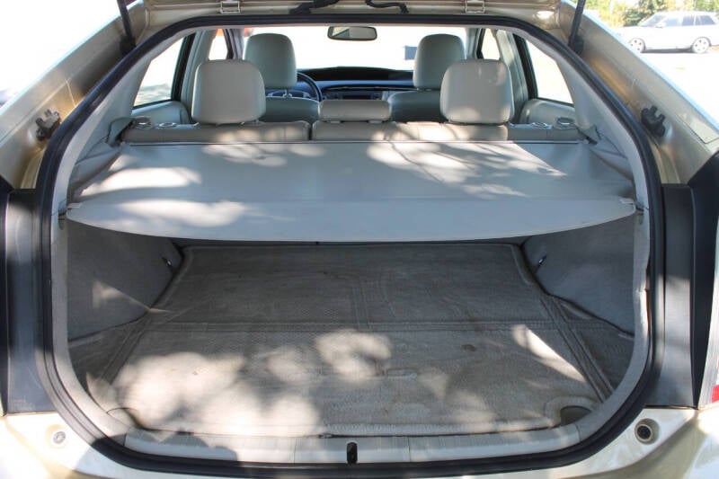 2010 Toyota Prius IV photo 17