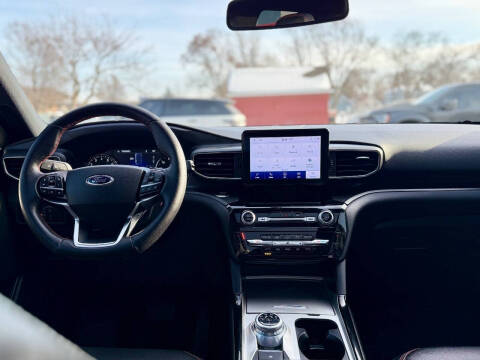 2023 Ford Explorer ST-Line