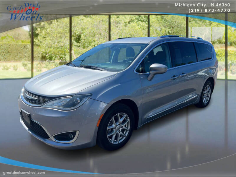 2020 Chrysler Pacifica Touring L