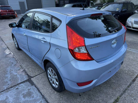 2012 Hyundai Accent GS