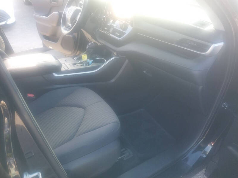 2021 Toyota Highlander L