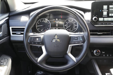 2024 Mitsubishi Outlander