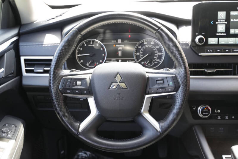 2024 Mitsubishi Outlander