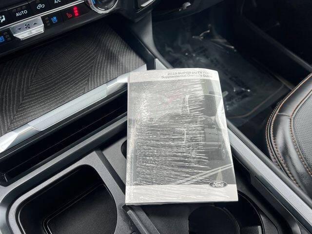 2023 Ford F-350 Super Duty Platinum