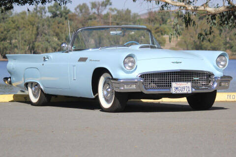 1957 Ford Thunderbird