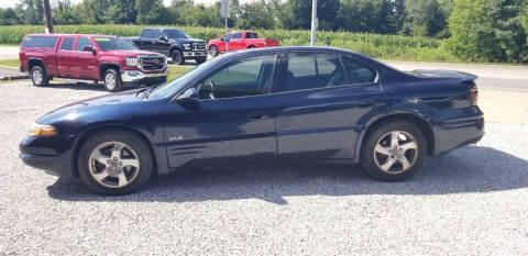 2003 Pontiac Bonneville for sale at DANVILLE AUTO SALES in Danville IN