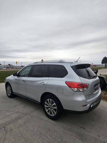 2014 Nissan Pathfinder SV