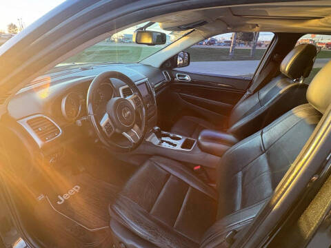 2012 Jeep Grand Cherokee Laredo