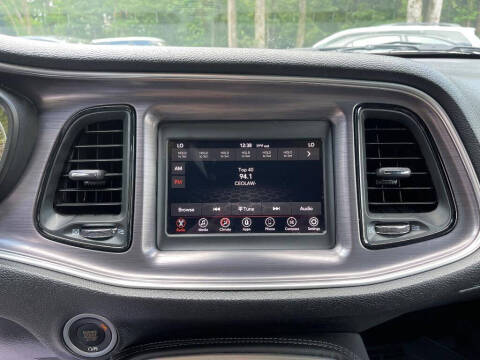 2018 Dodge Challenger SXT