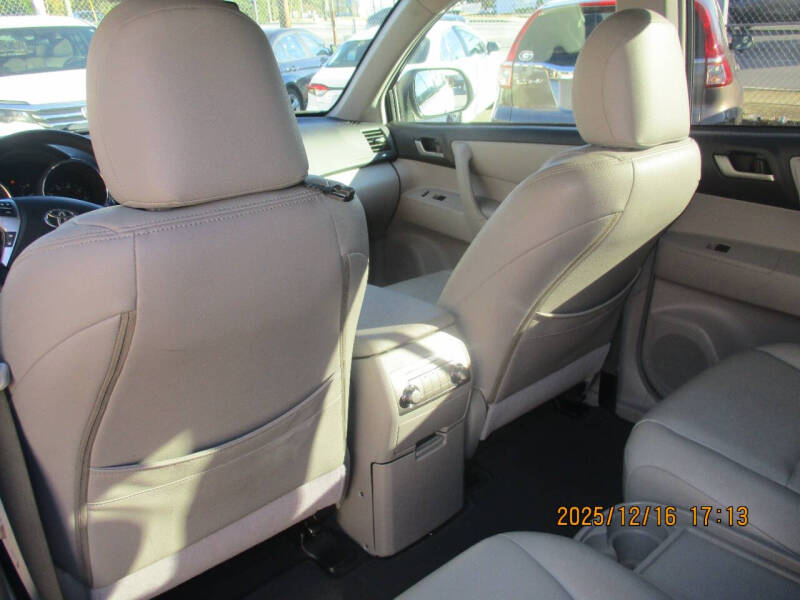 2012 Toyota Highlander