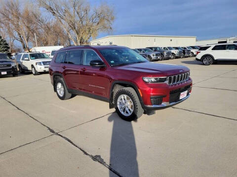 2022 Jeep Grand Cherokee L Laredo