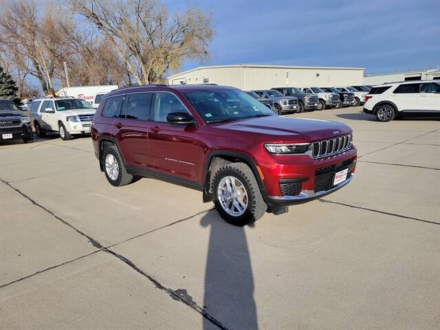 2022 Jeep Grand Cherokee L Laredo