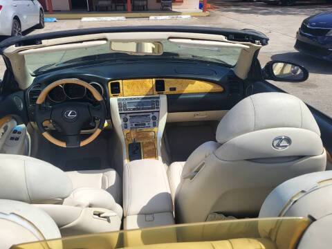 2004 Lexus SC 430