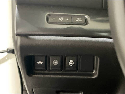 2023 Nissan Maxima 3.5 SR