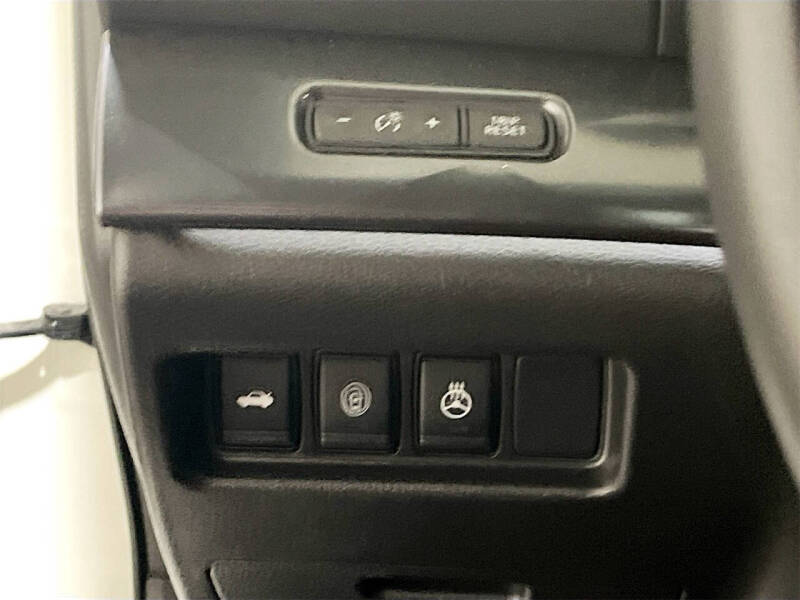 2023 Nissan Maxima 3.5 SR