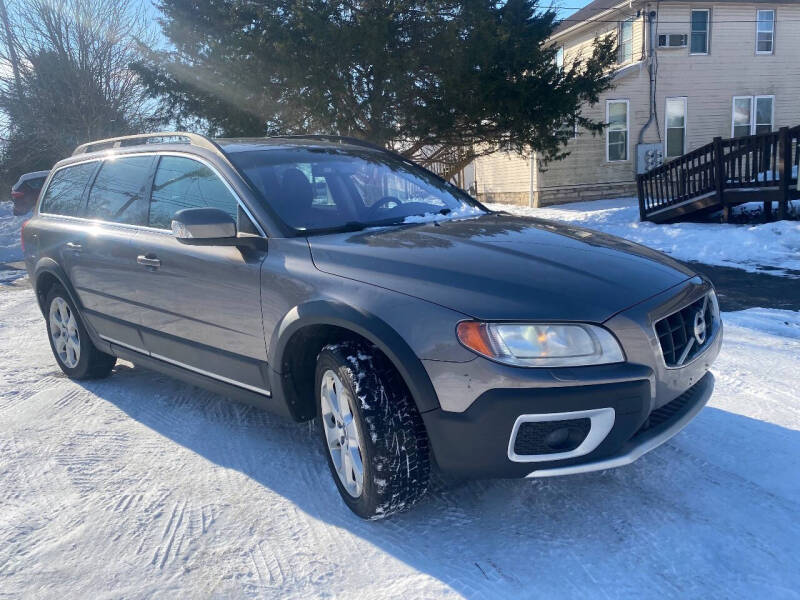 2011 Volvo XC70 for sale at Wheels Auto Sales in Bloomington IN