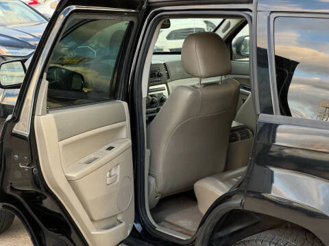 2007 Jeep Grand Cherokee Laredo